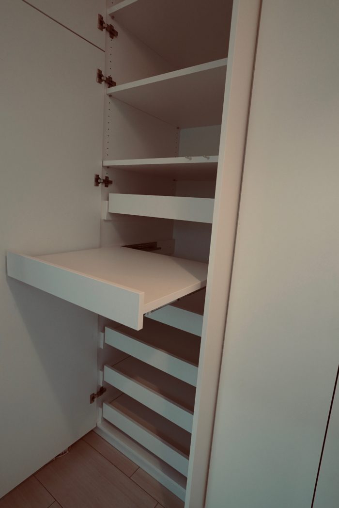 kleiderschrank | weiss matt | grifflos